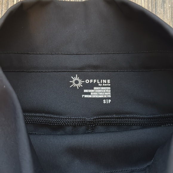 Offline By Aerie Tie Waist Gray/Black Bike Short - S - Picture 3 of 3